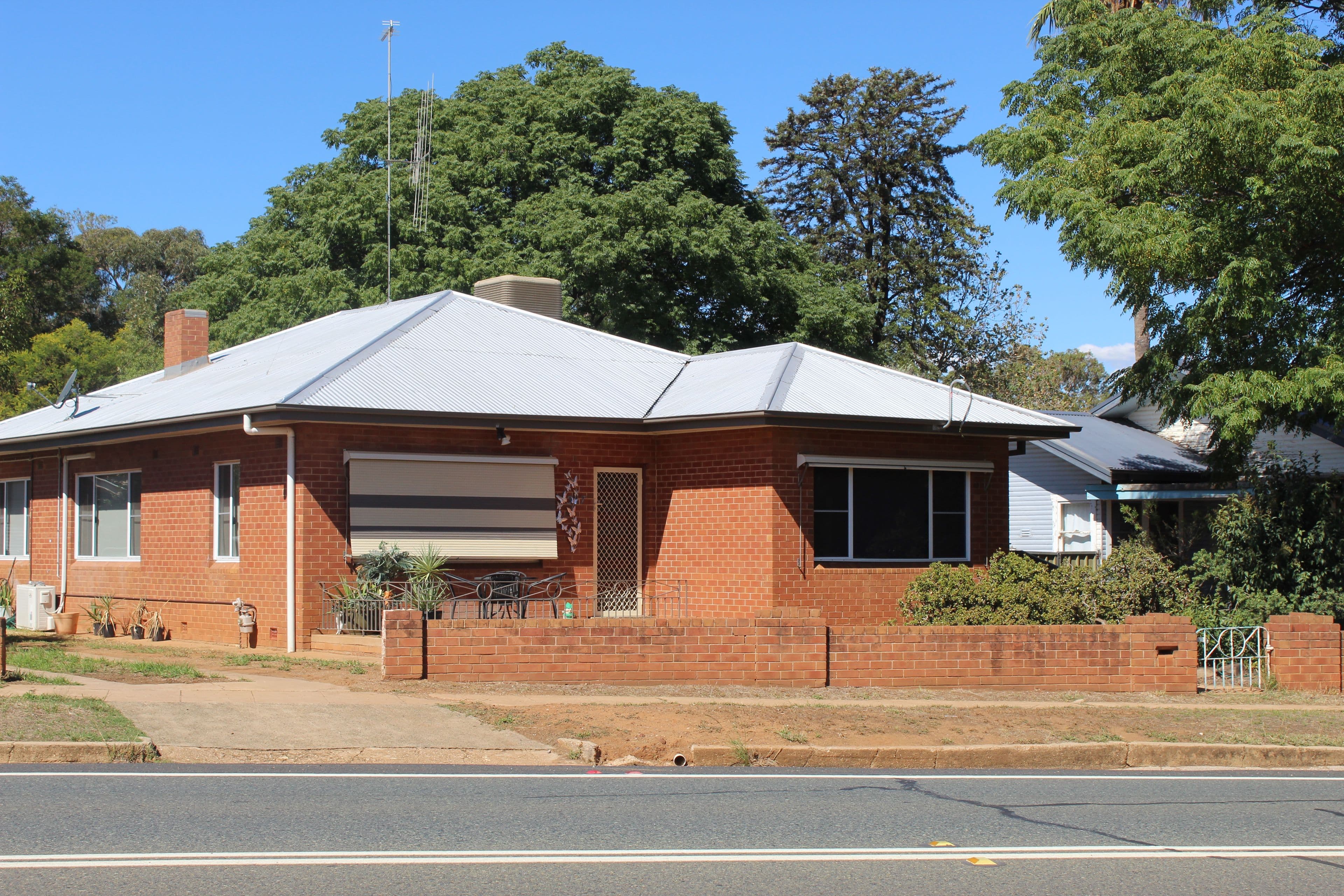387 Clarinda Street, Parkes - Image 1