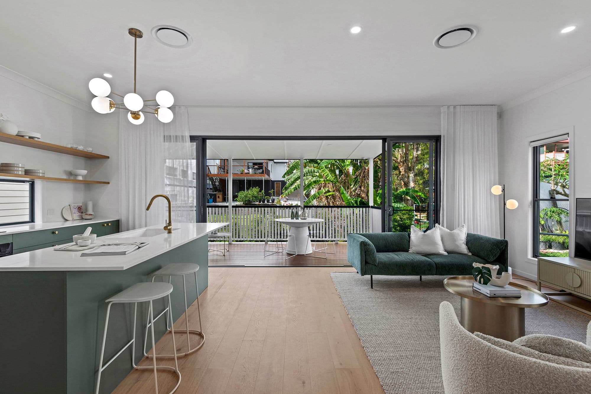 21 Hove Street, Highgate Hill QLD 4101, Highgate Hill - Thumbnail 2