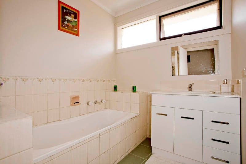 140 Goldsworthy Road, CORIO VIC 3214, Corio - Thumbnail 8