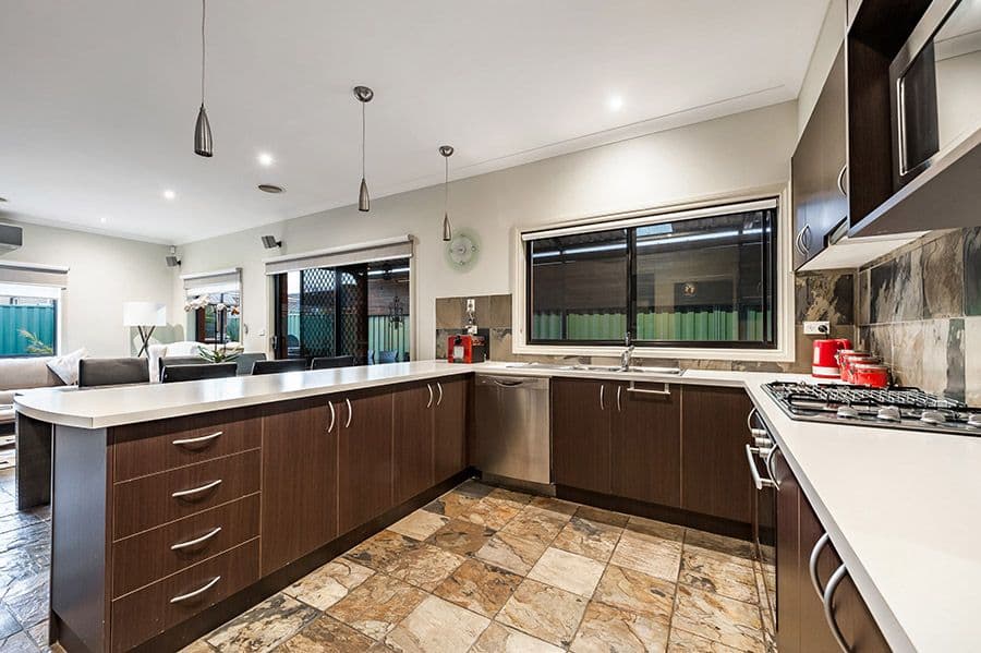 110 Malcolm Creek Parade, Craigieburn VIC 3064, Craigieburn - Thumbnail 2