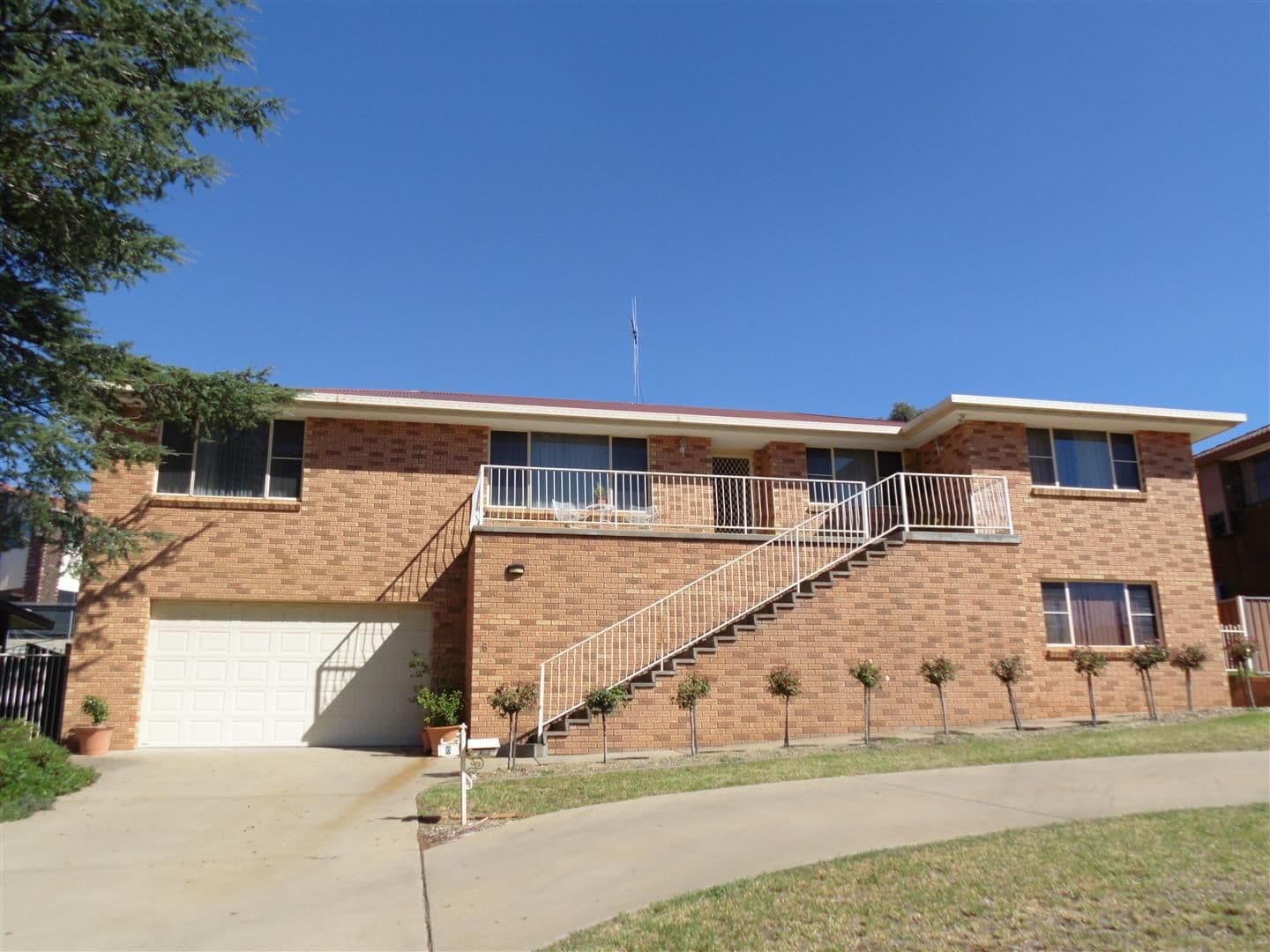 6 Mengarvie Road, Parkes - Image 1