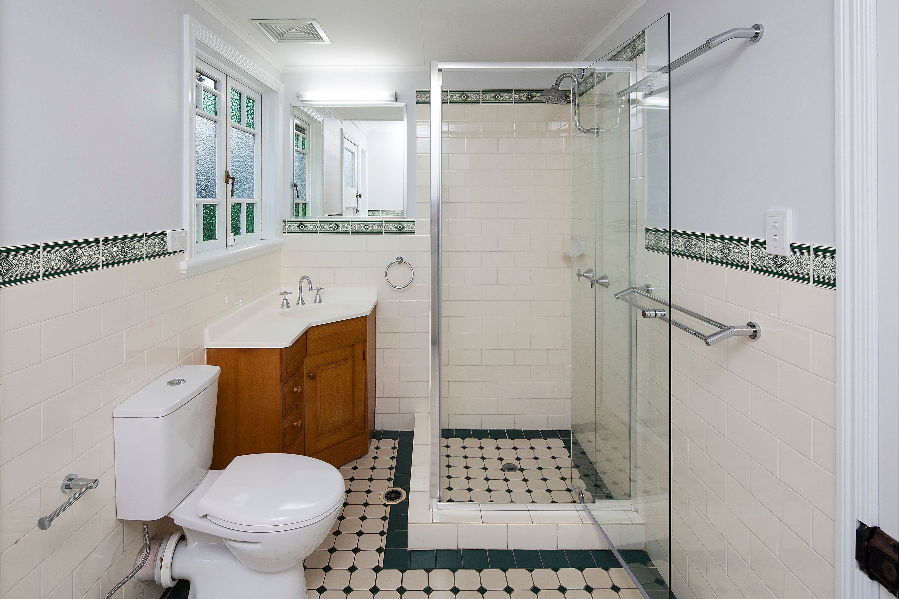 70 Kitchener Street, Sherwood QLD 4075, Sherwood - Thumbnail 7