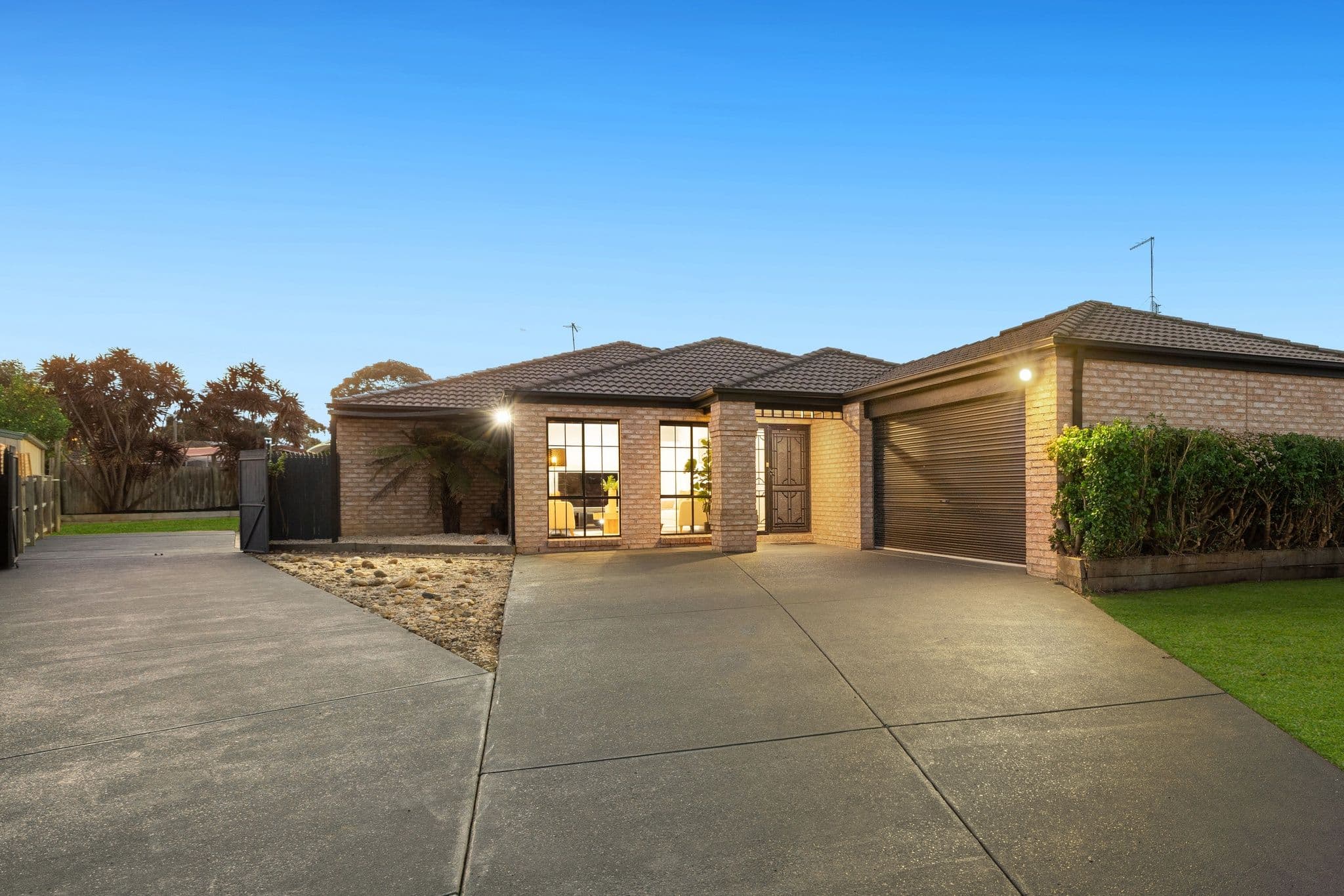 27 Harness Place, Pakenham VIC 3810, Pakenham - Image 1