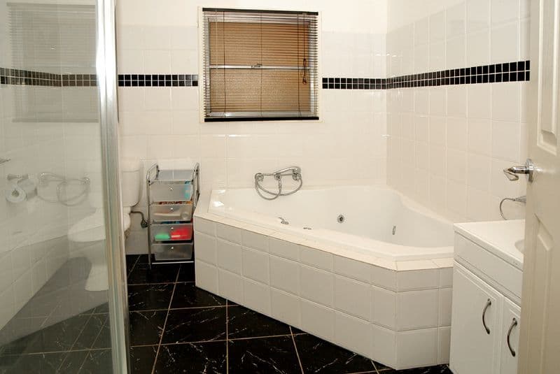 6 KERNOT Court, WESTMEADOWS VIC 3049, Westmeadows - Thumbnail 4