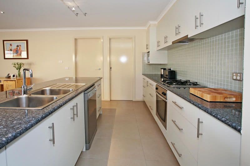 25 Senior Court, HIGHTON VIC 3216, Highton - Thumbnail 5
