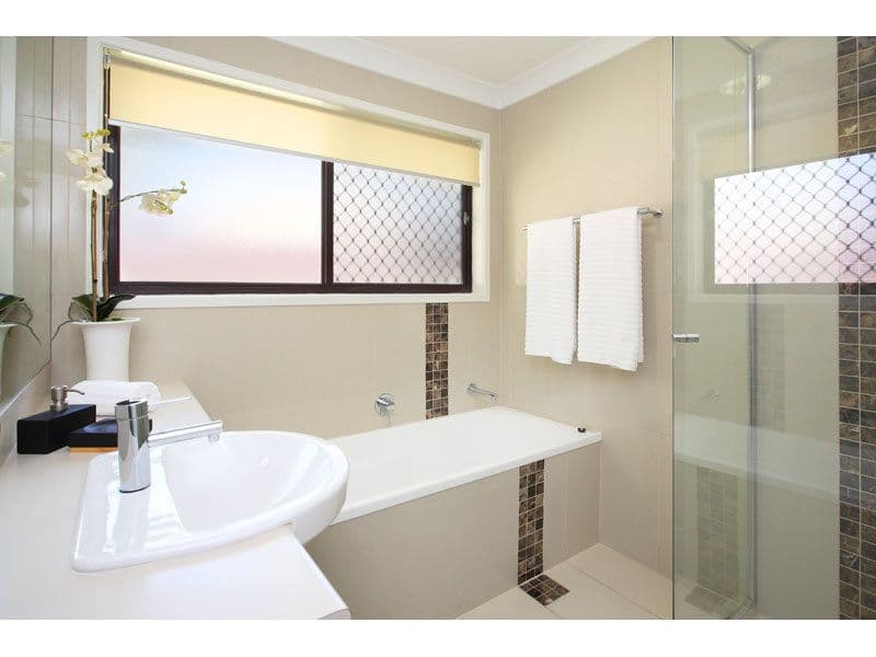 25 Holder Street, WISHART QLD 4122, Wishart - Thumbnail 5