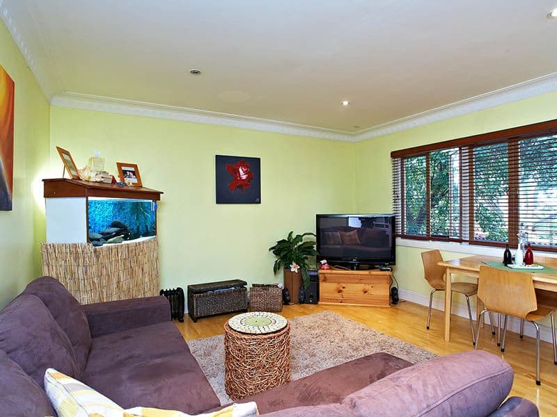 10 Belgrave Street, RED HILL QLD 4059, Red Hill - Thumbnail 2