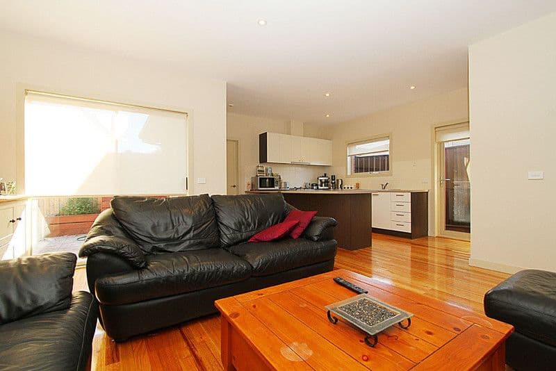 92 Crookston Road, RESERVOIR VIC 3073, Reservoir - Thumbnail 4