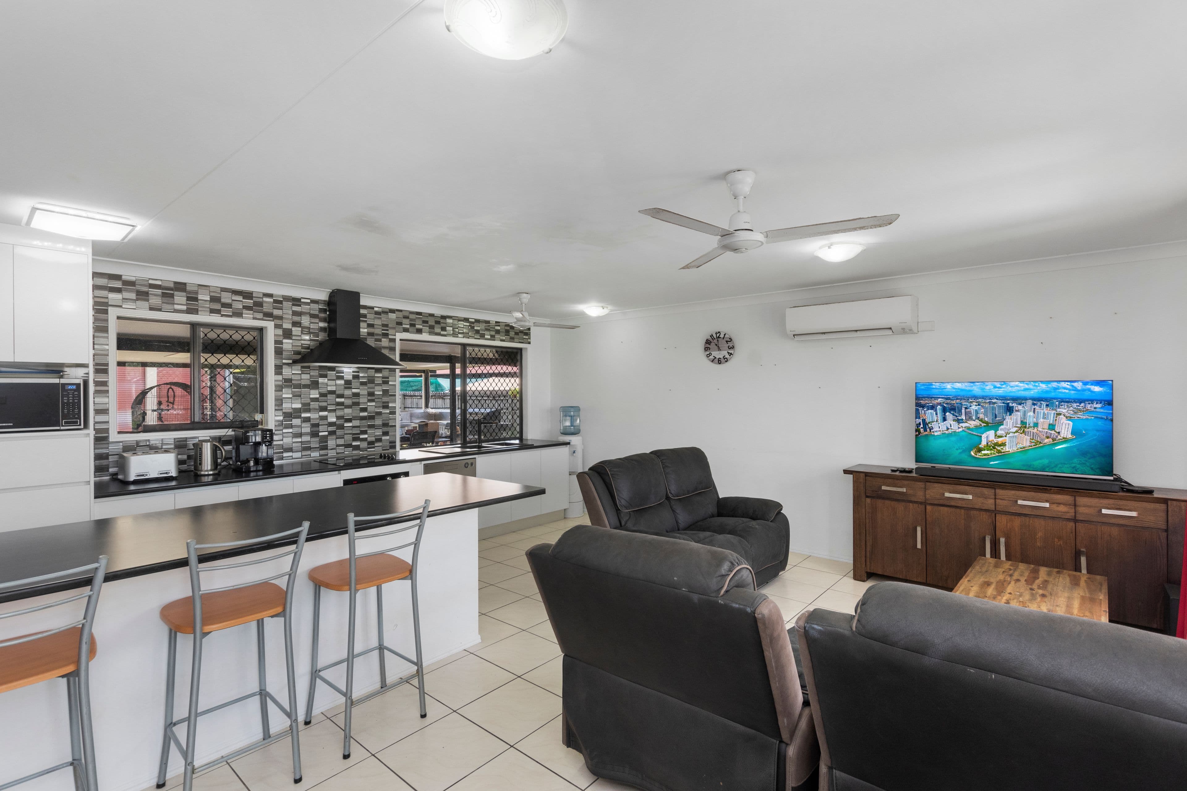 12 Carnarvon Court, Deeragun QLD 4818, Deeragun - Thumbnail 2