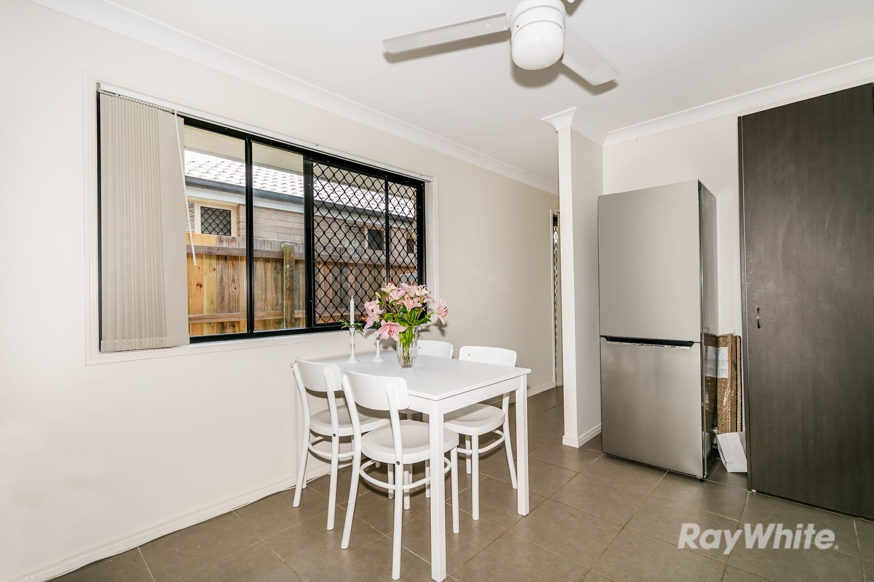 28 Adelaide Street, Kingston QLD 4114, Kingston - Thumbnail 3