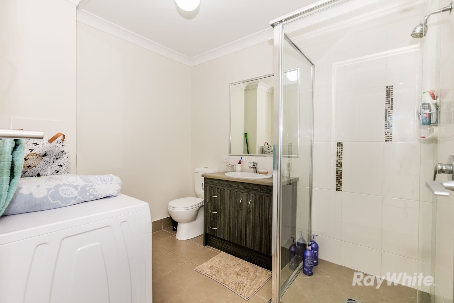 28 Adelaide Street, Kingston QLD 4114, Kingston - Thumbnail 6