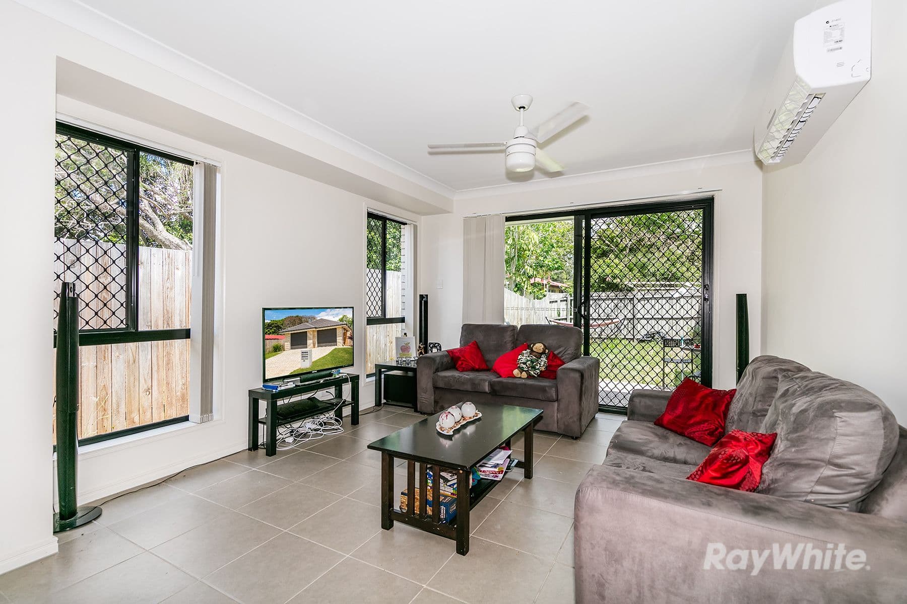 28 Adelaide Street, Kingston QLD 4114, Kingston - Thumbnail 8