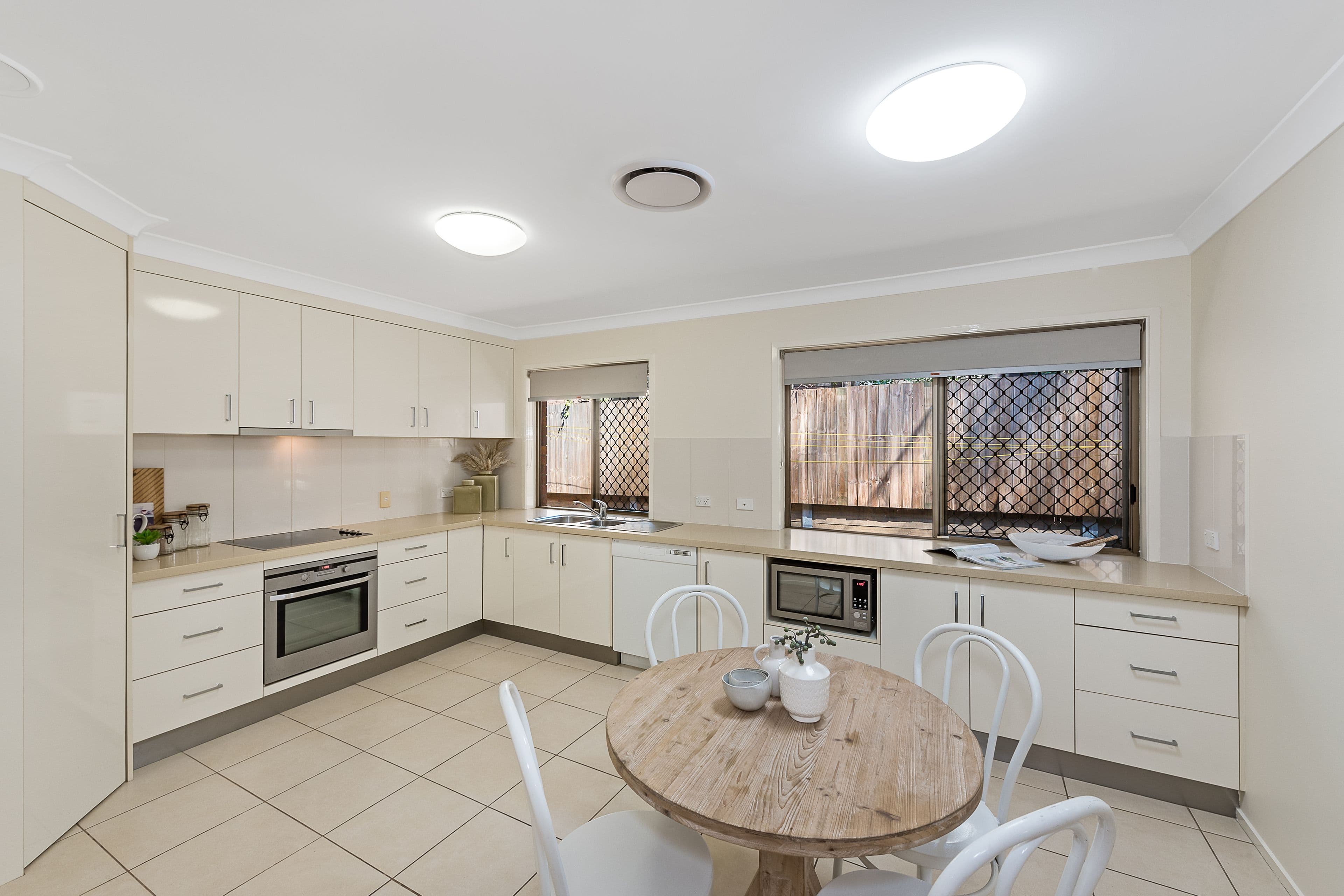 4 Lant Street, Chapel Hill QLD 4069, Chapel Hill - Thumbnail 3