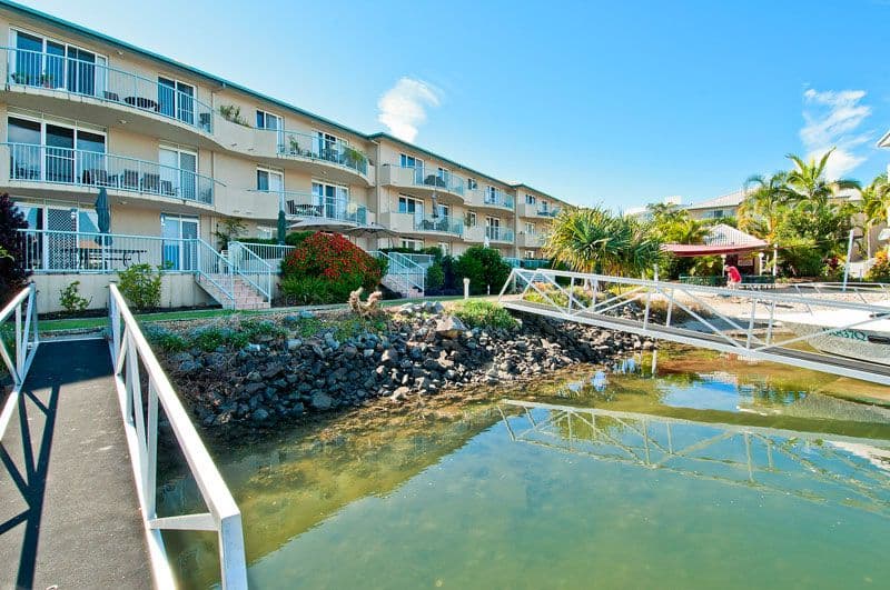 12 Taylor Street, BIGGERA WATERS QLD 4216, Biggera Waters - Thumbnail 2