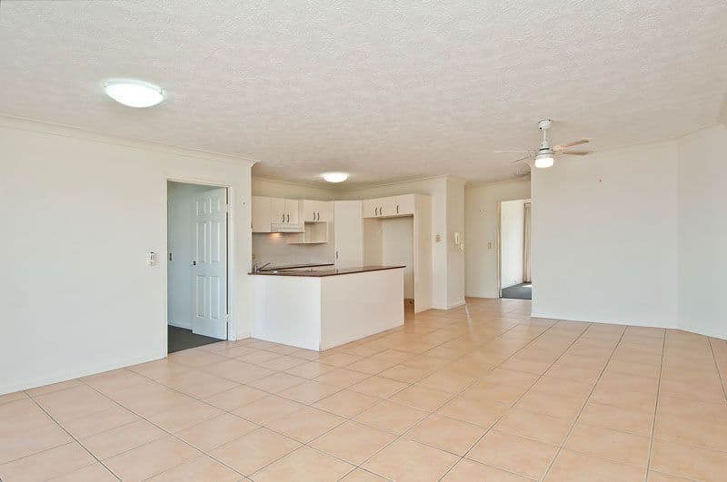 12 Taylor Street, BIGGERA WATERS QLD 4216, Biggera Waters - Thumbnail 5
