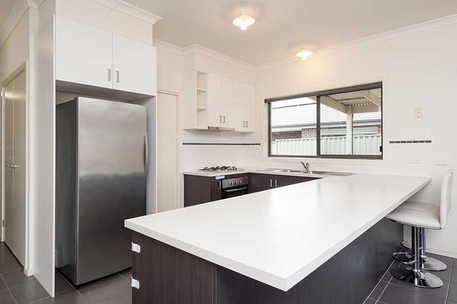14 Chelmsford Court, Craigieburn VIC 3064, Craigieburn - Thumbnail 2