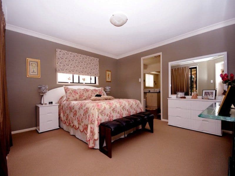 5 Fadden Crescent, MIDDLE RIDGE QLD 4350, Middle Ridge - Thumbnail 5