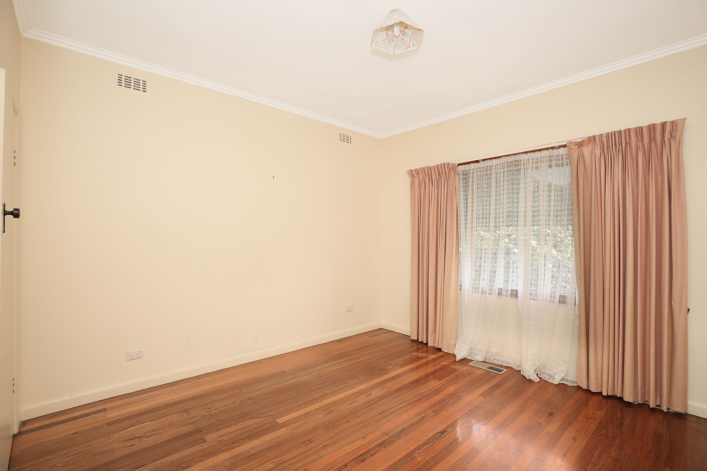 42 Talbot Street, Colac VIC 3250, Colac - Thumbnail 3