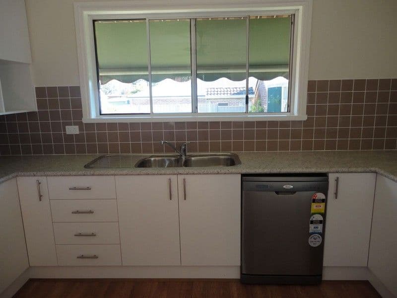 124 Asquith Street, TEMORA NSW 2666, Temora - Thumbnail 6