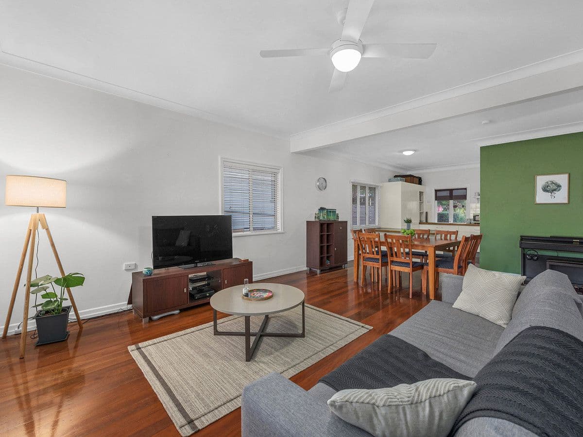55 Invermore Street, Mount Gravatt East QLD 4122, Mount Gravatt East - Thumbnail 2