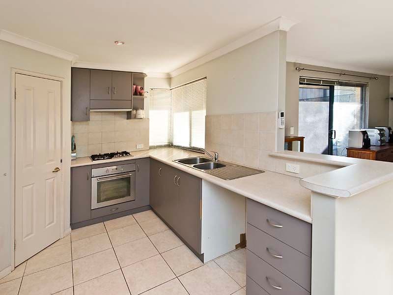 47b Birchley Road, YANGEBUP WA 6164, Yangebup - Thumbnail 2
