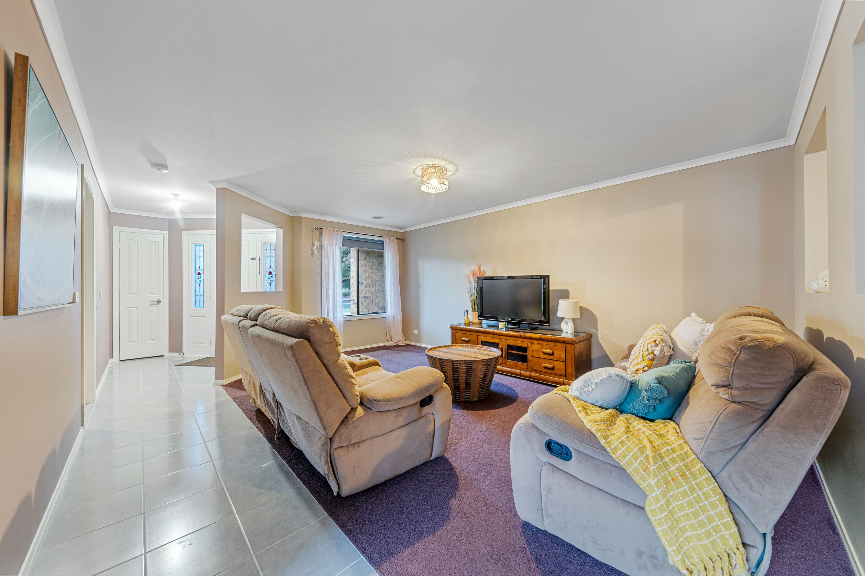 82 Windermere Boulevard, Pakenham VIC 3810, Pakenham - Thumbnail 4