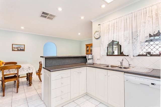 32 Lancaster Drive, North Haven SA 5018, North Haven - Thumbnail 4