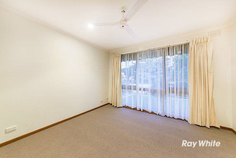 9 McLaren Avenue, Cranbourne VIC 3977, Cranbourne - Thumbnail 8