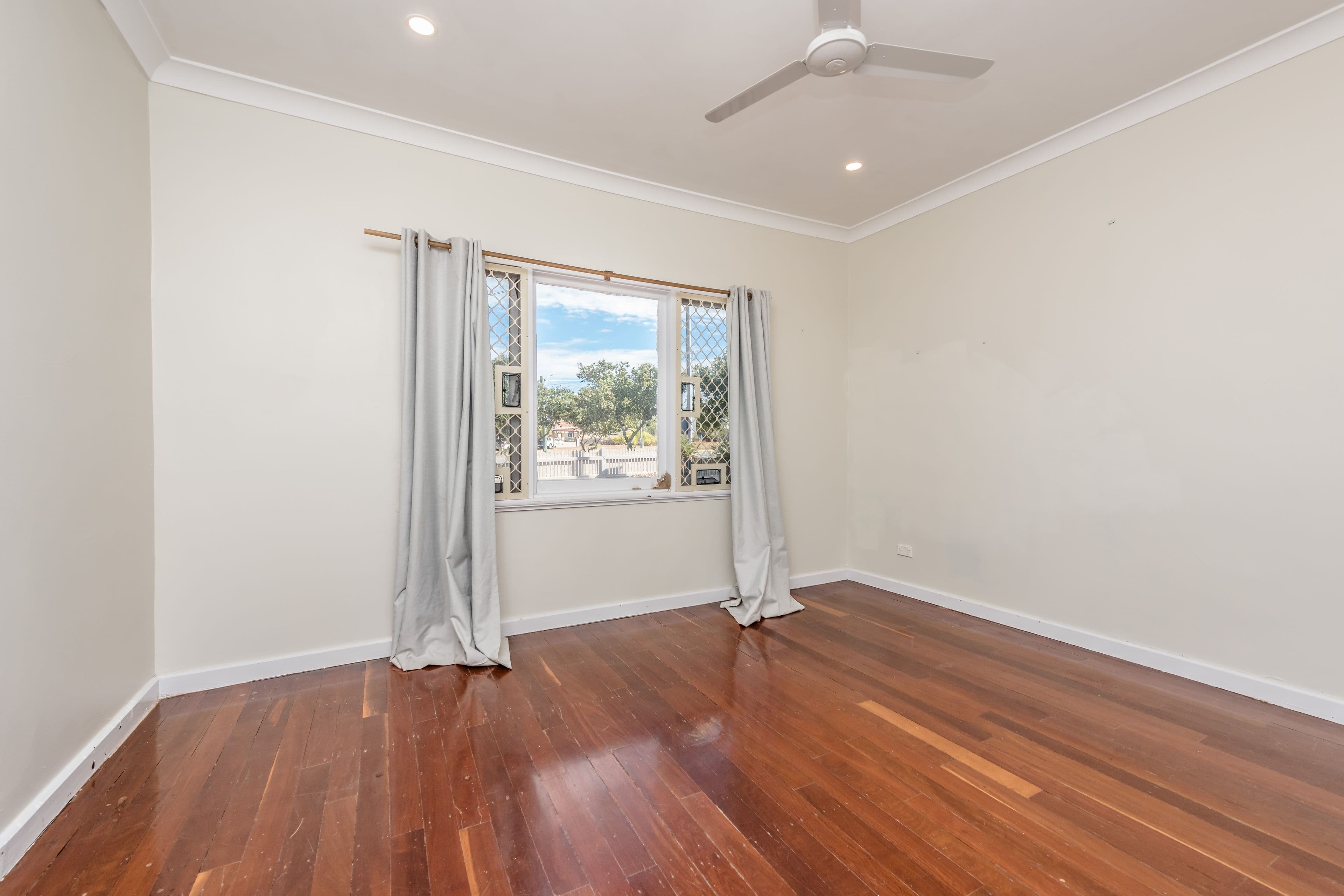 118 Fraser Street, Beachlands WA 6530, Beachlands - Thumbnail 5