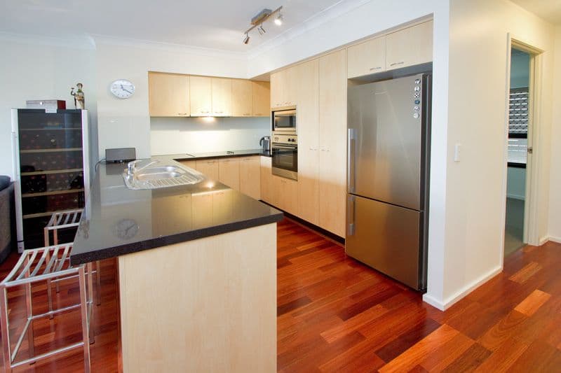 60 Sherwood Road, TOOWONG QLD 4066, Toowong - Thumbnail 3