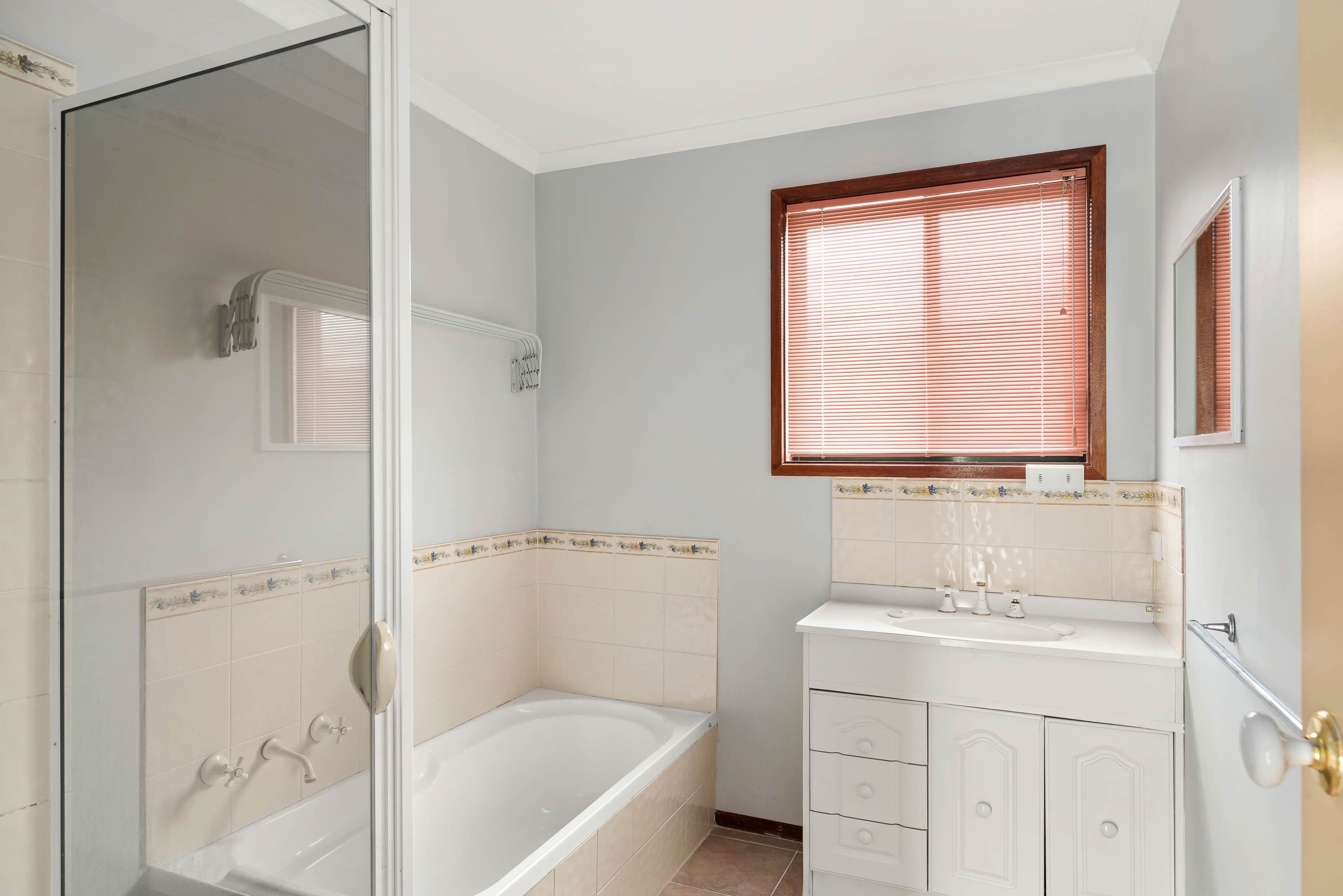15 Rita Avenue, Cowes VIC 3922, Cowes - Thumbnail 4