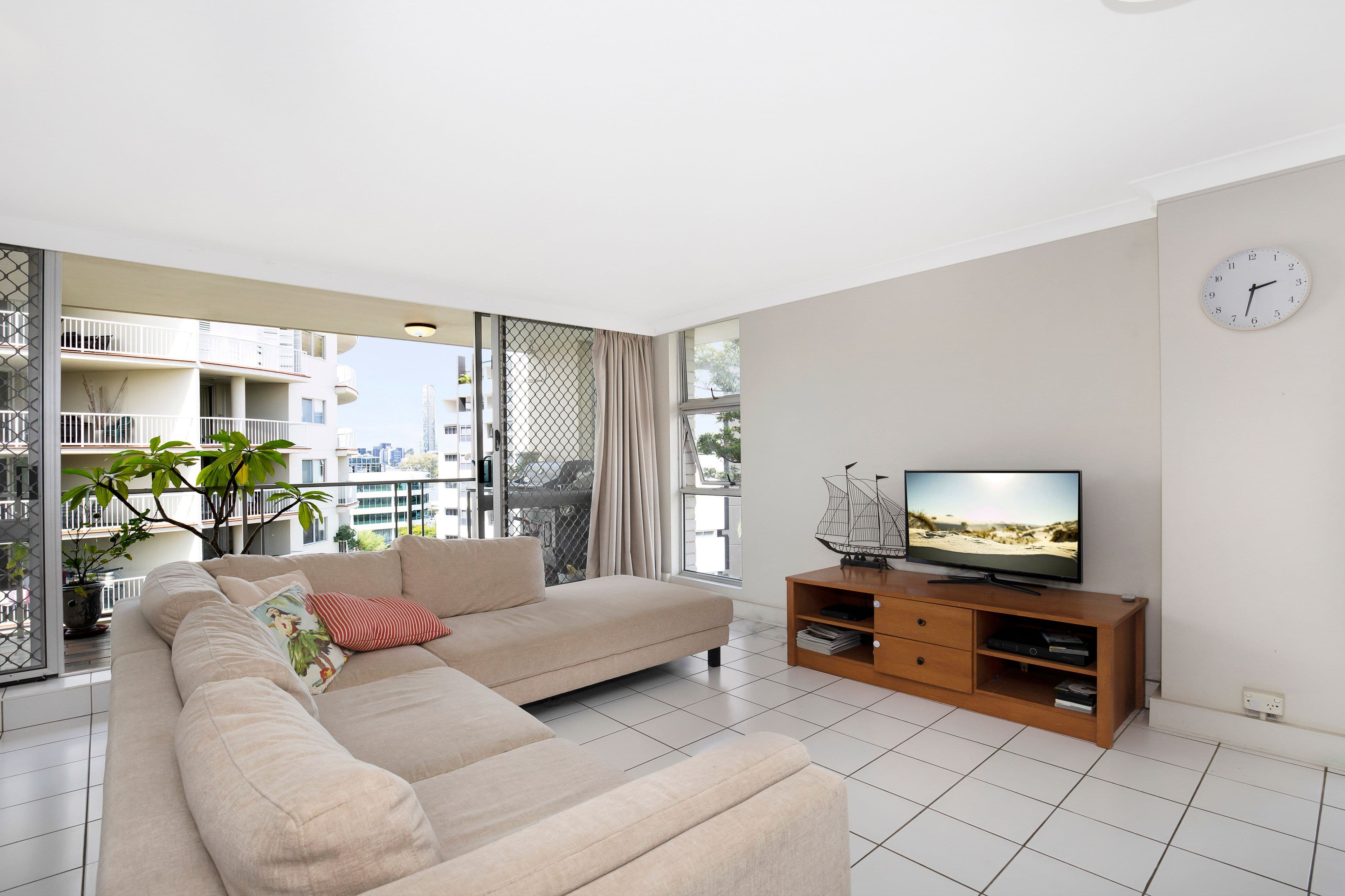 24 Dunmore Terrace 'Coronation Towers', Auchenflower QLD 4066, Auchenflower - Thumbnail 2