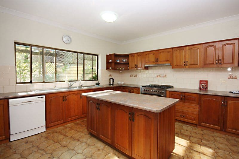21 Burton Road, ATHELSTONE SA 5076, Athelstone - Thumbnail 2