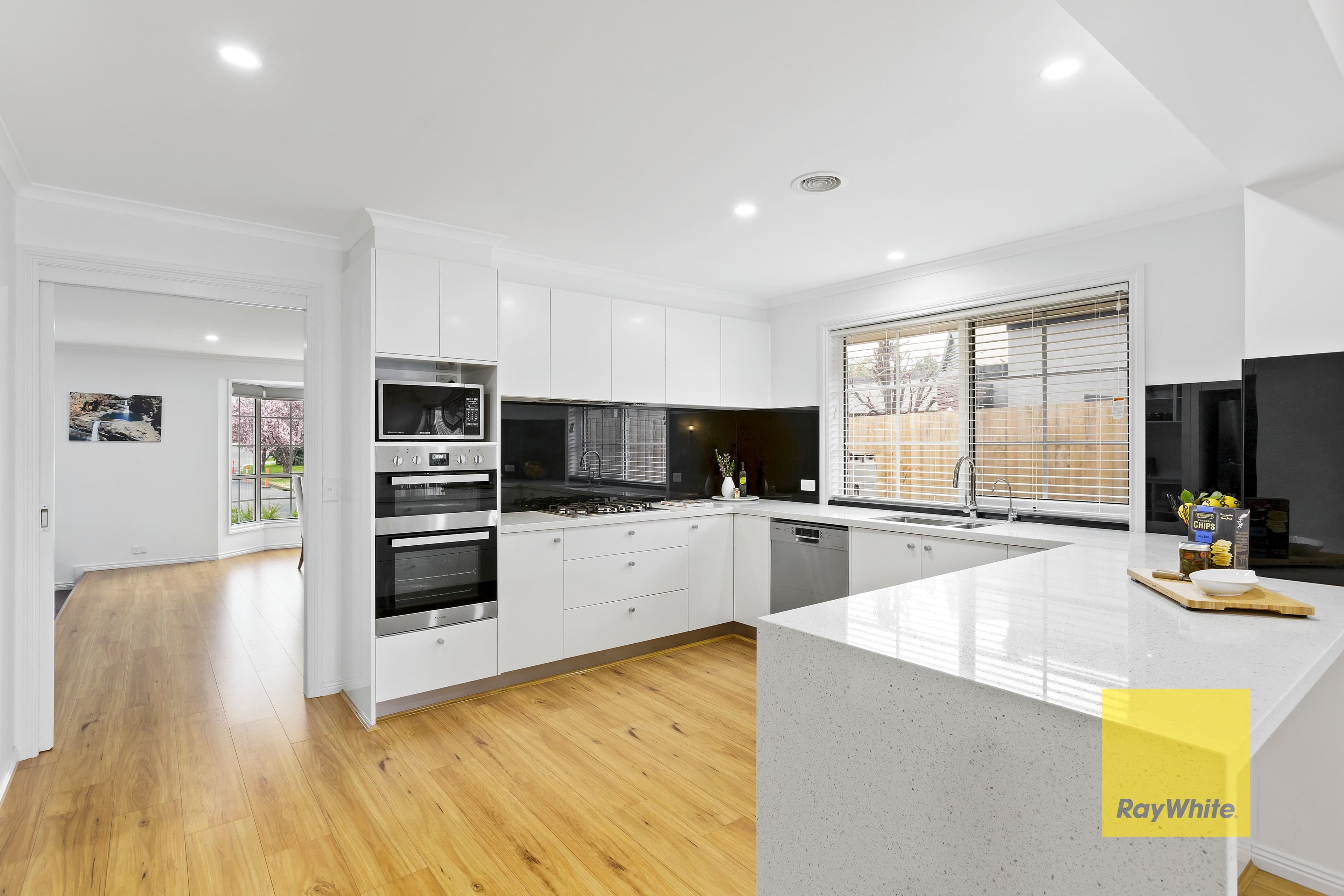 16 Mulquiney Crescent, Highton VIC 3216, Highton - Thumbnail 5