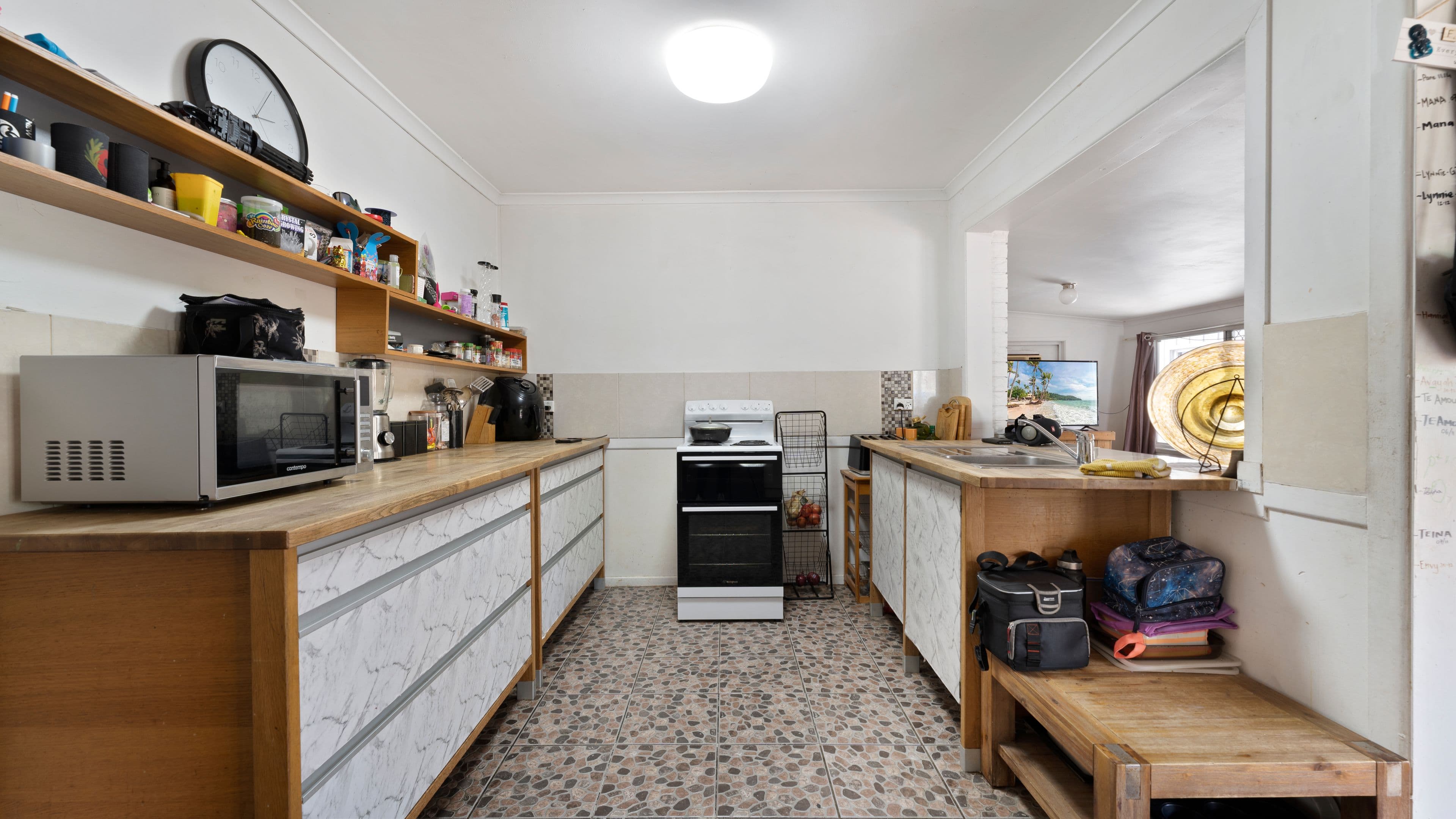 98 Barossa Street, Kingston QLD 4114, Kingston - Thumbnail 4