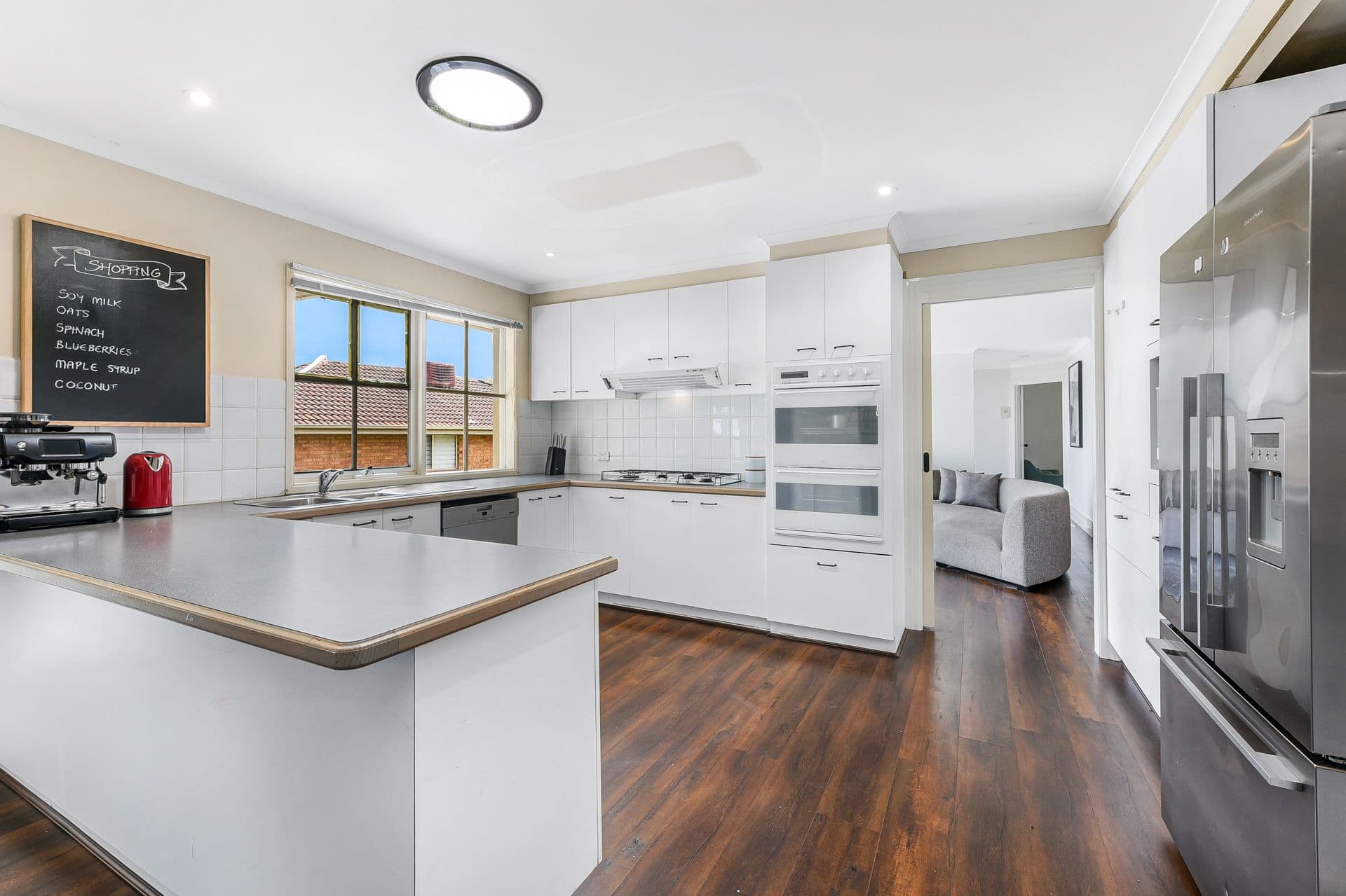 9 Edrington Park Drive, Berwick VIC 3806, Berwick - Thumbnail 6