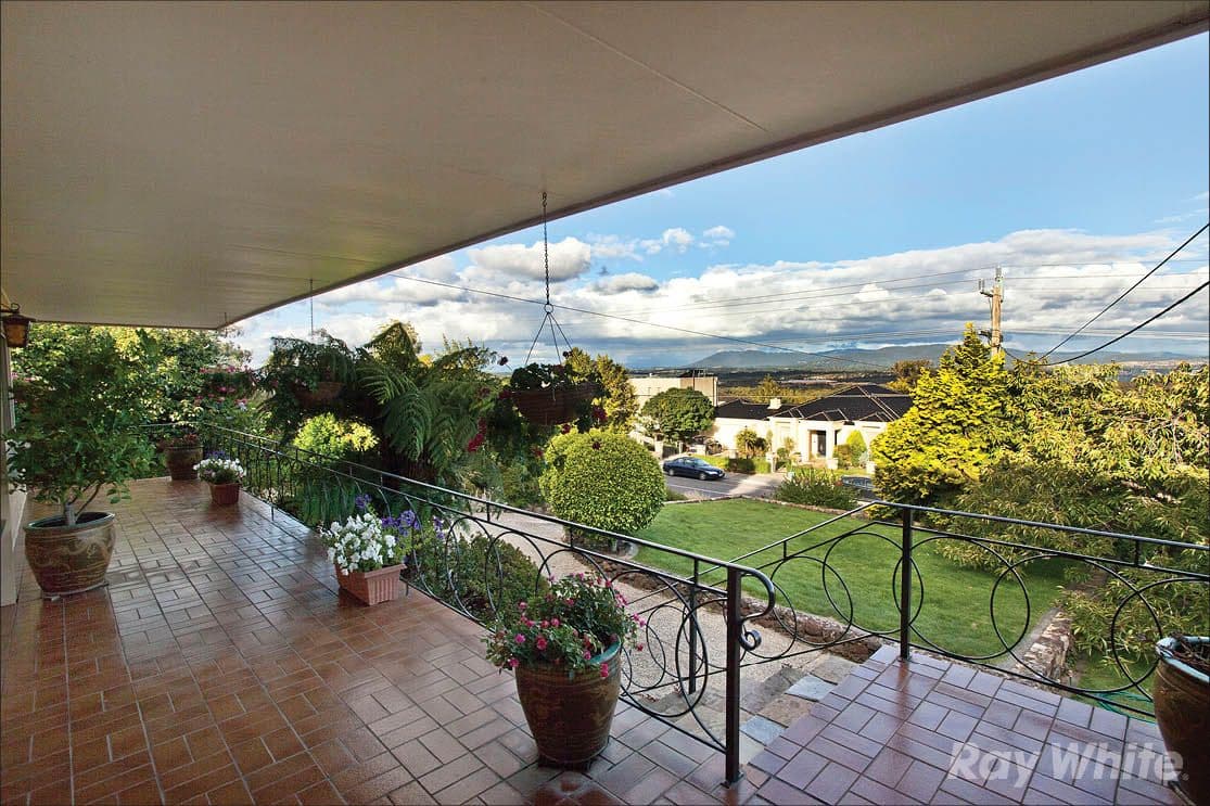 49 Lum Road, Wheelers Hill VIC 3150, Wheelers Hill - Thumbnail 2