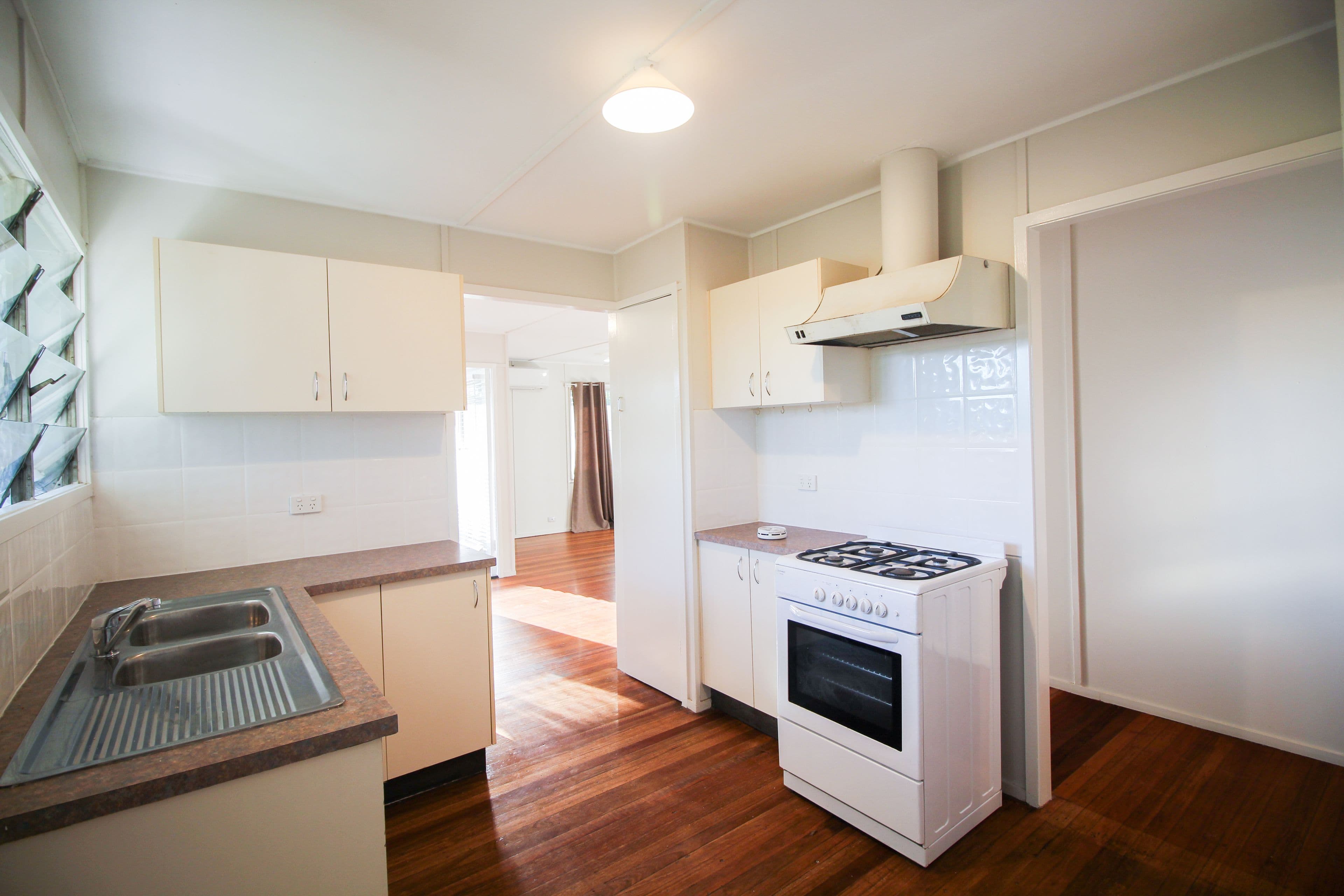 32 Coverack Street, Leichhardt QLD 4305, Leichhardt - Thumbnail 6