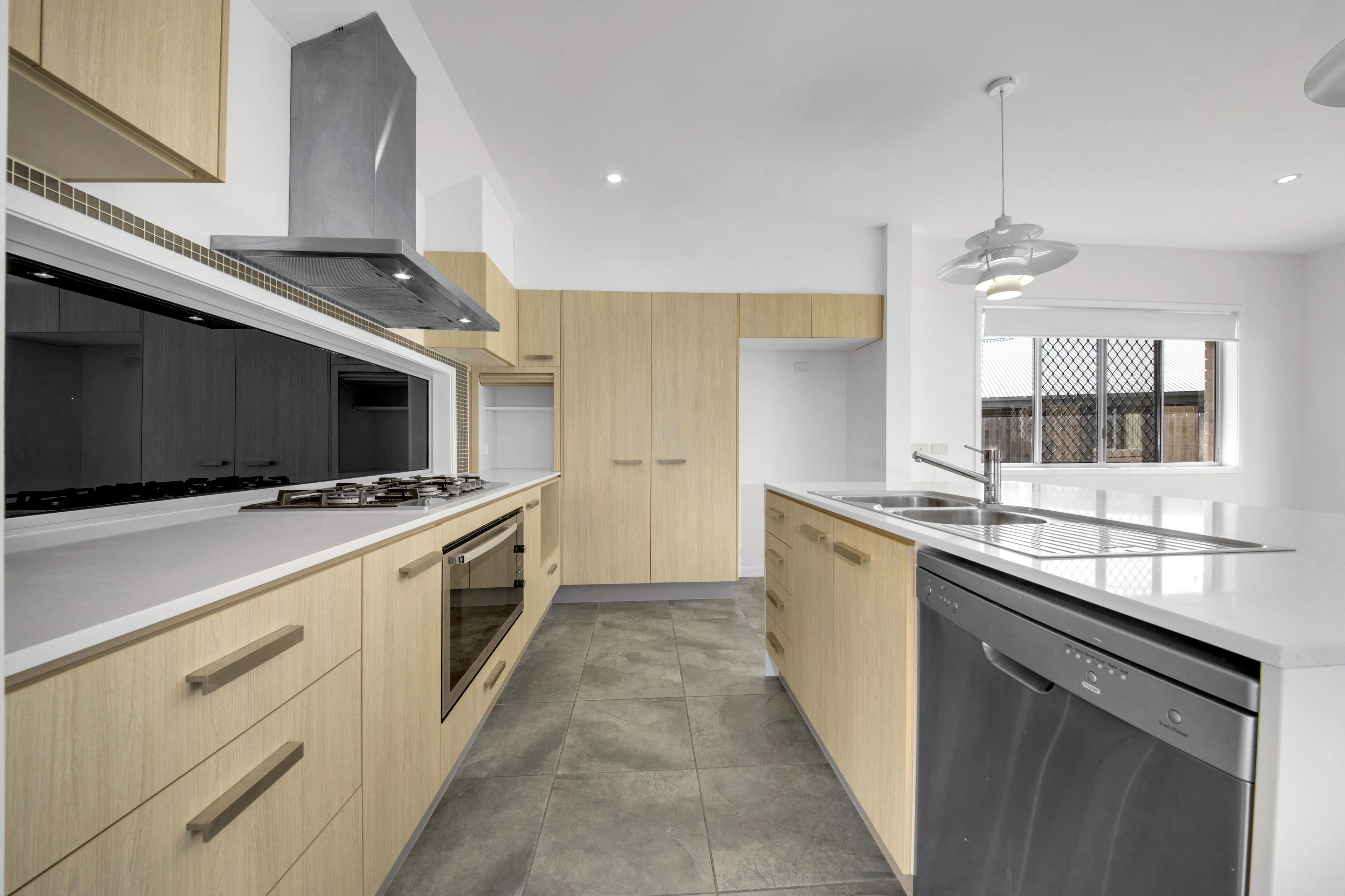 128 Emmadale Drive, New Auckland QLD 4680, New Auckland - Thumbnail 5