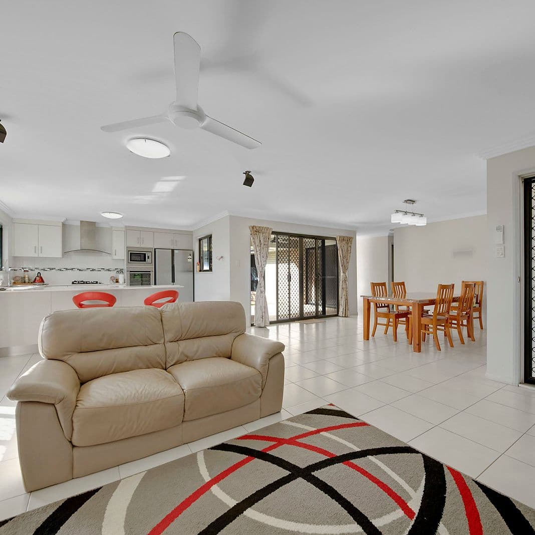 13 Dune Circle, Lammermoor QLD 4703, Lammermoor - Thumbnail 4