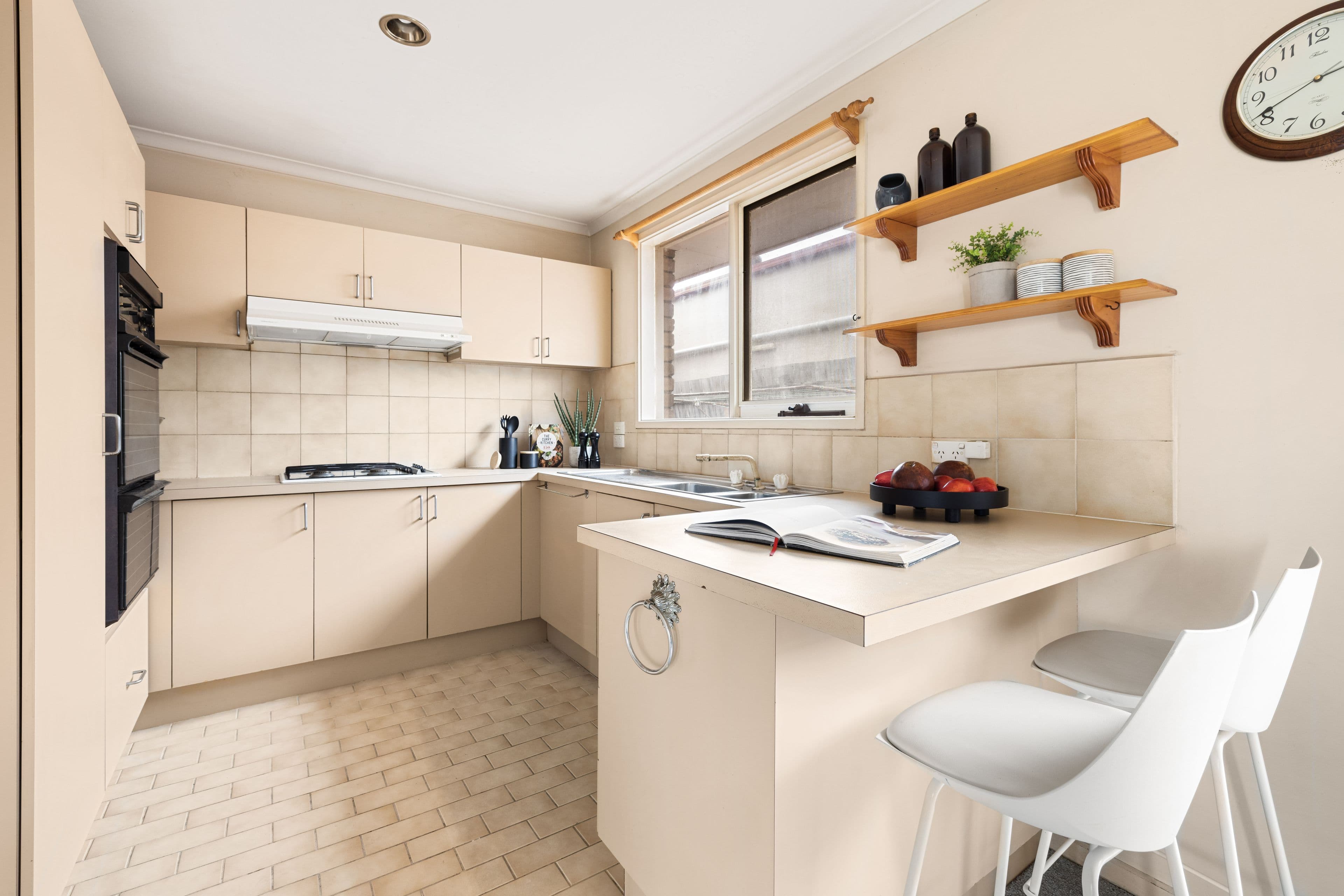 2 Ash Court, Pascoe Vale VIC 3044, Pascoe Vale - Thumbnail 3
