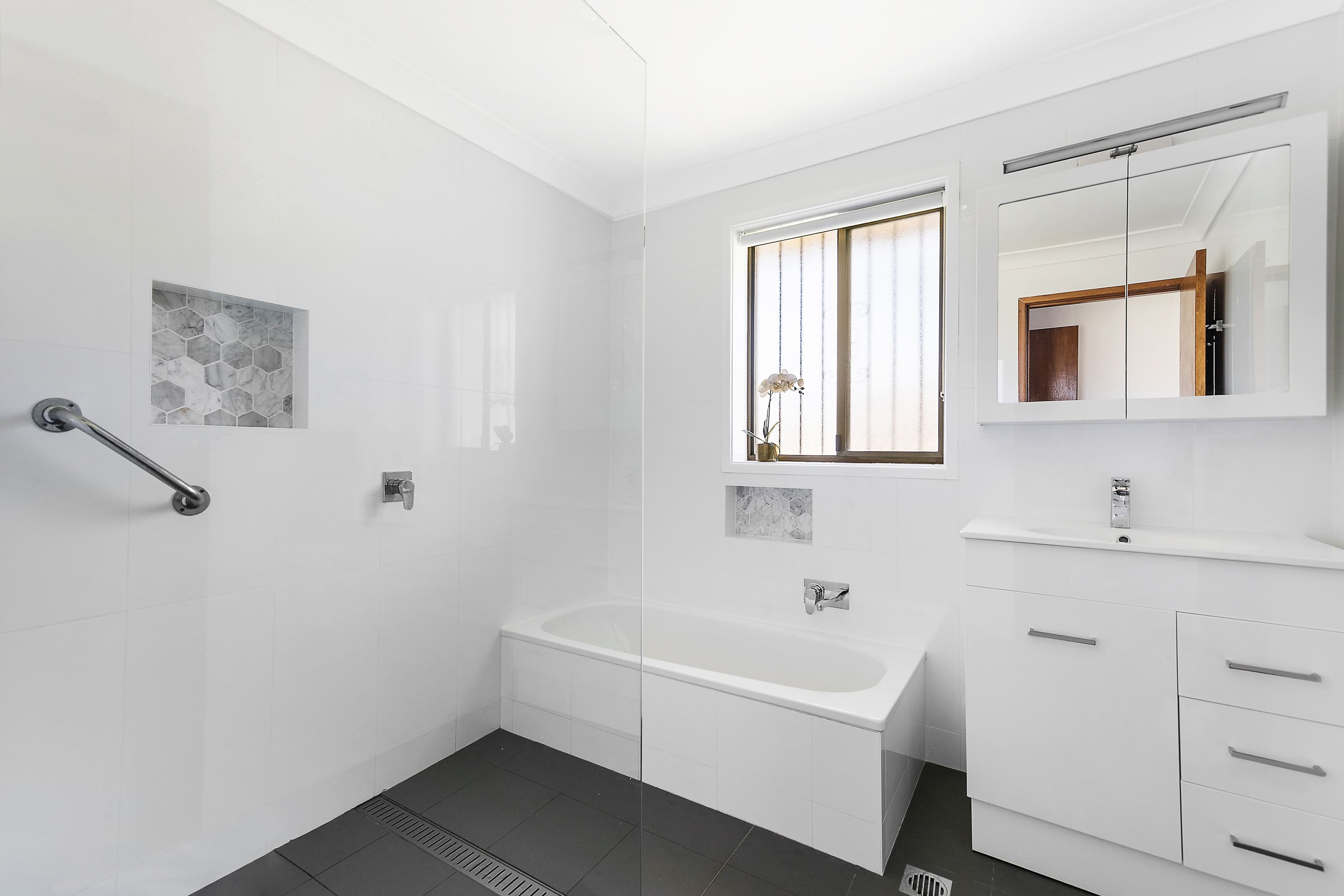 7 Manuela Place, Curl Curl - Thumbnail 7