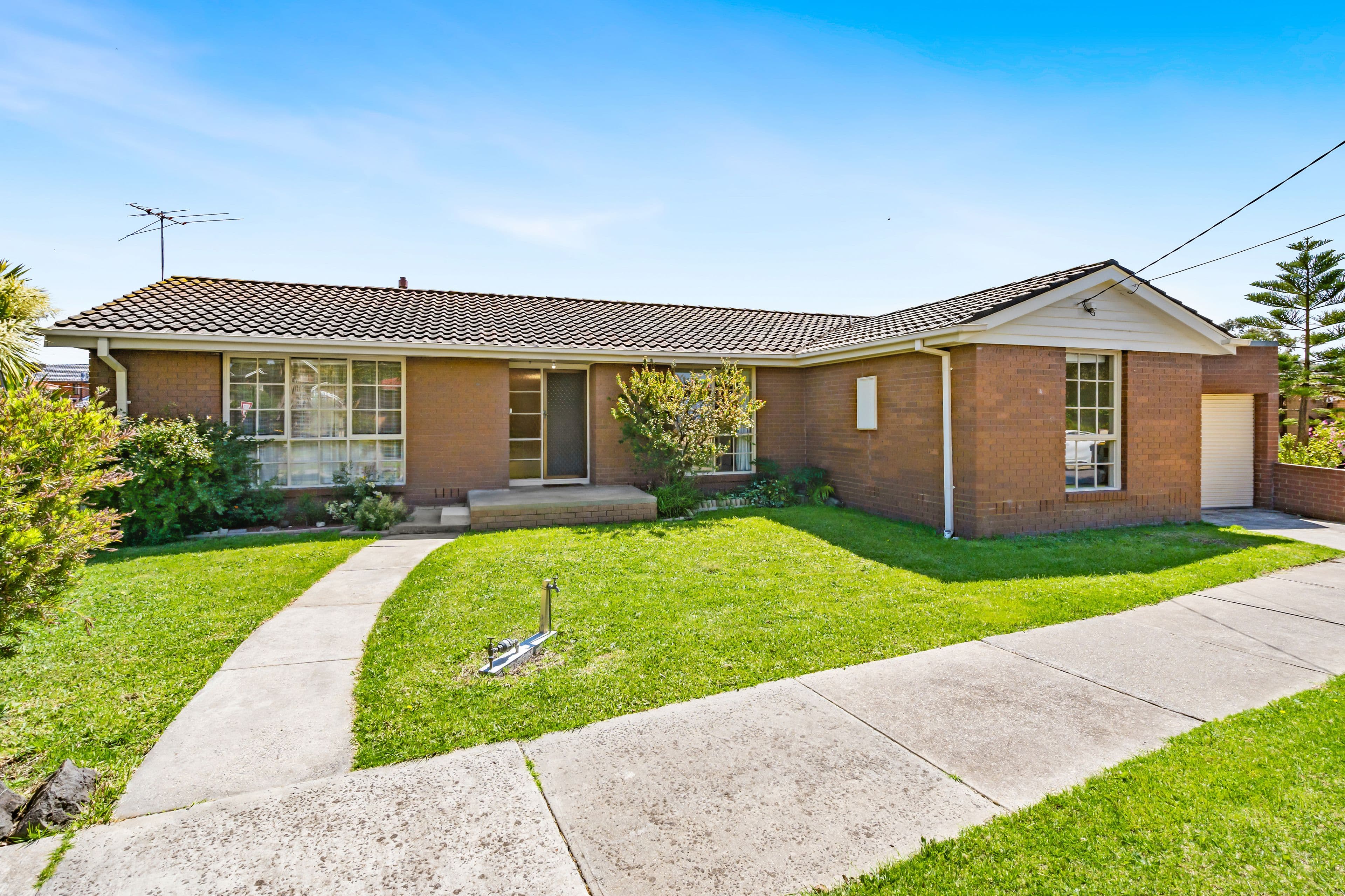 44 Taunton Drive, Bundoora VIC 3083, Bundoora - Thumbnail 2