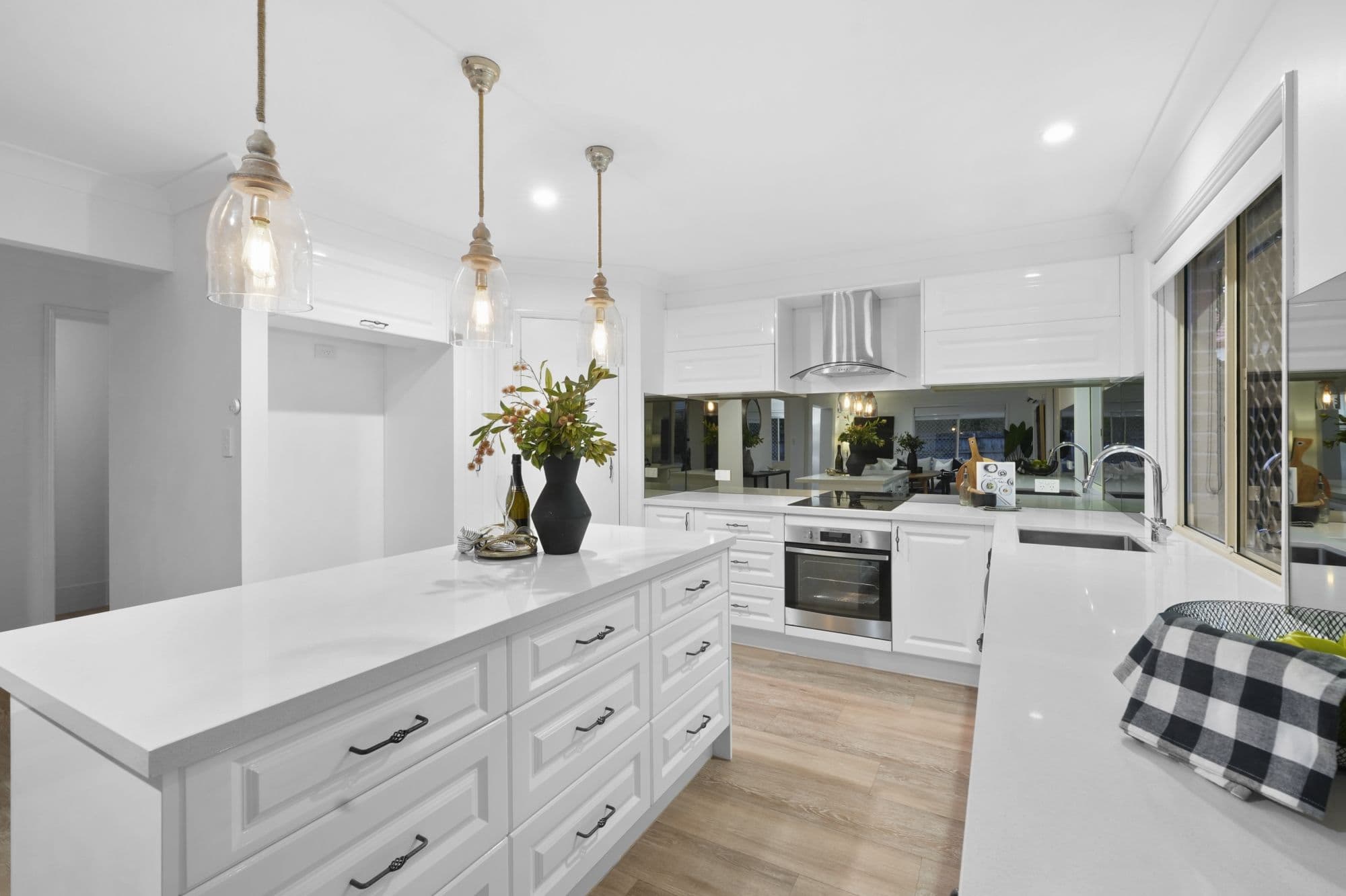 3 Paddy Place, Oxenford QLD 4210, Oxenford - Thumbnail 5