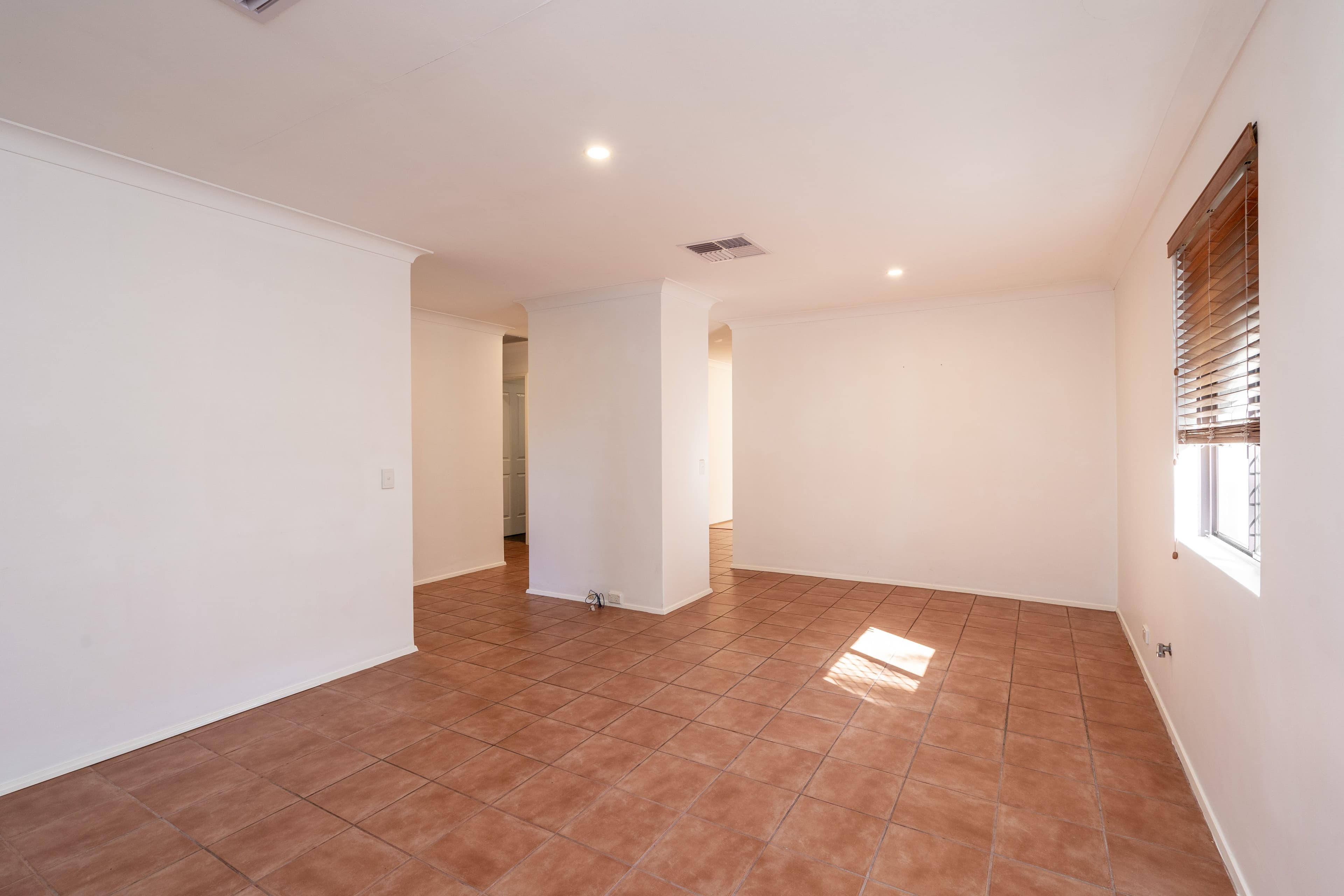 58 Ropele Drive, Parkwood WA 6147, Parkwood - Thumbnail 6