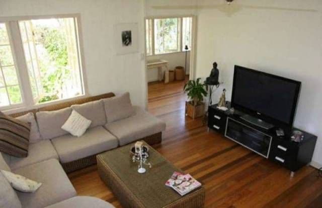 7 Ashford Street, TEWANTIN QLD 4565, Tewantin - Thumbnail 2