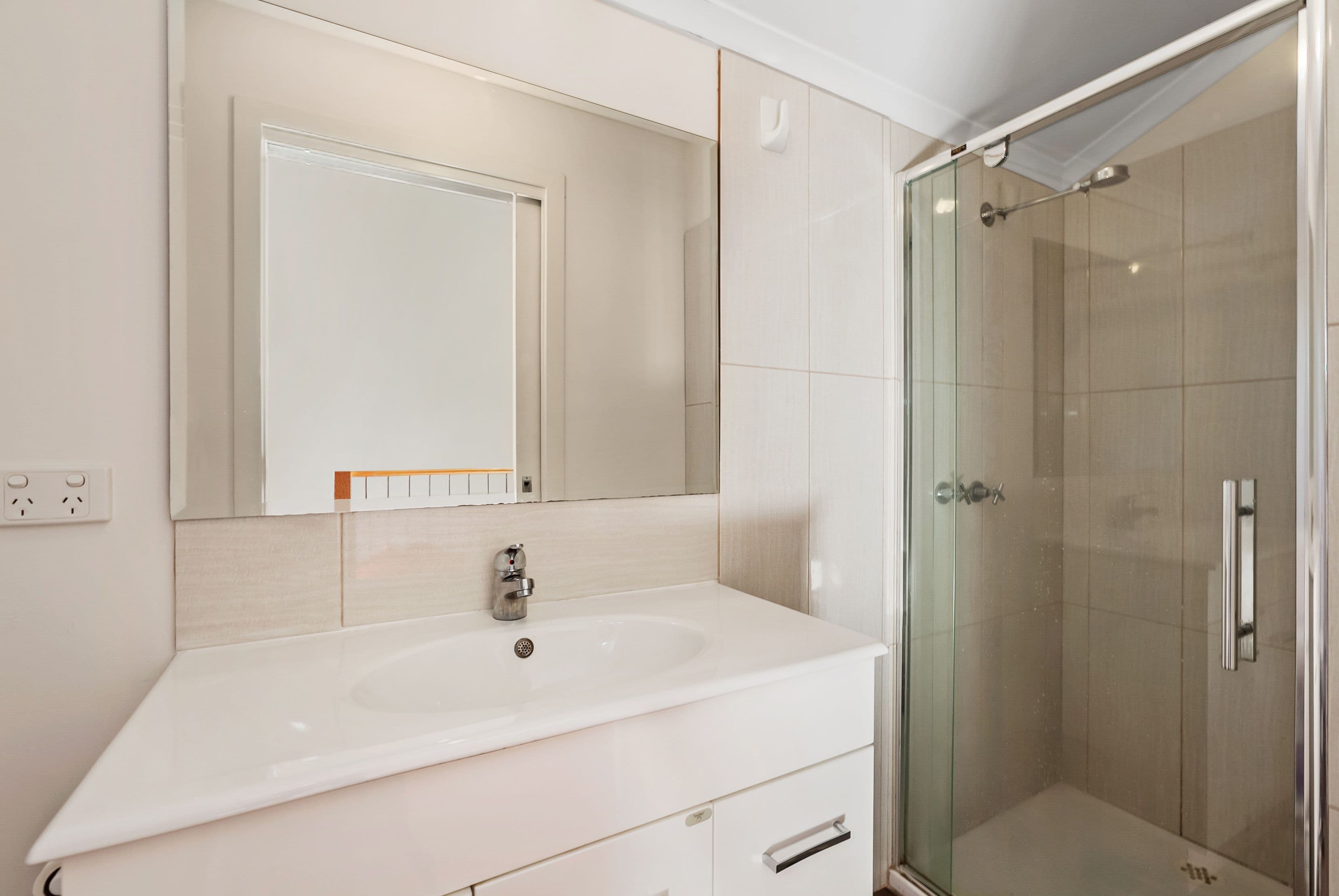 45 St Vigeons Road, Reservoir VIC 3073, Reservoir - Thumbnail 5