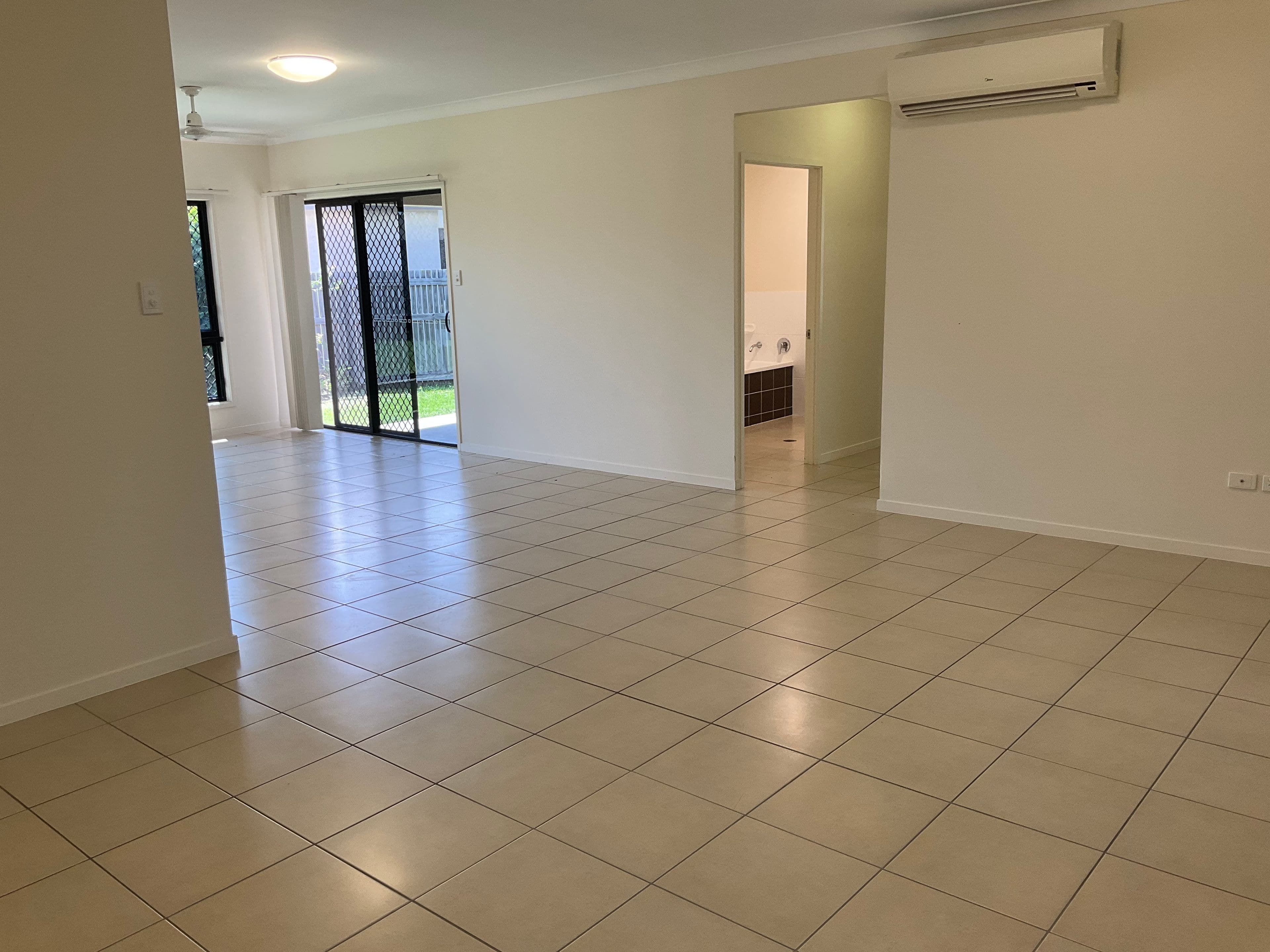 27 Stephanie Street, Rasmussen QLD 4815, Rasmussen - Thumbnail 3
