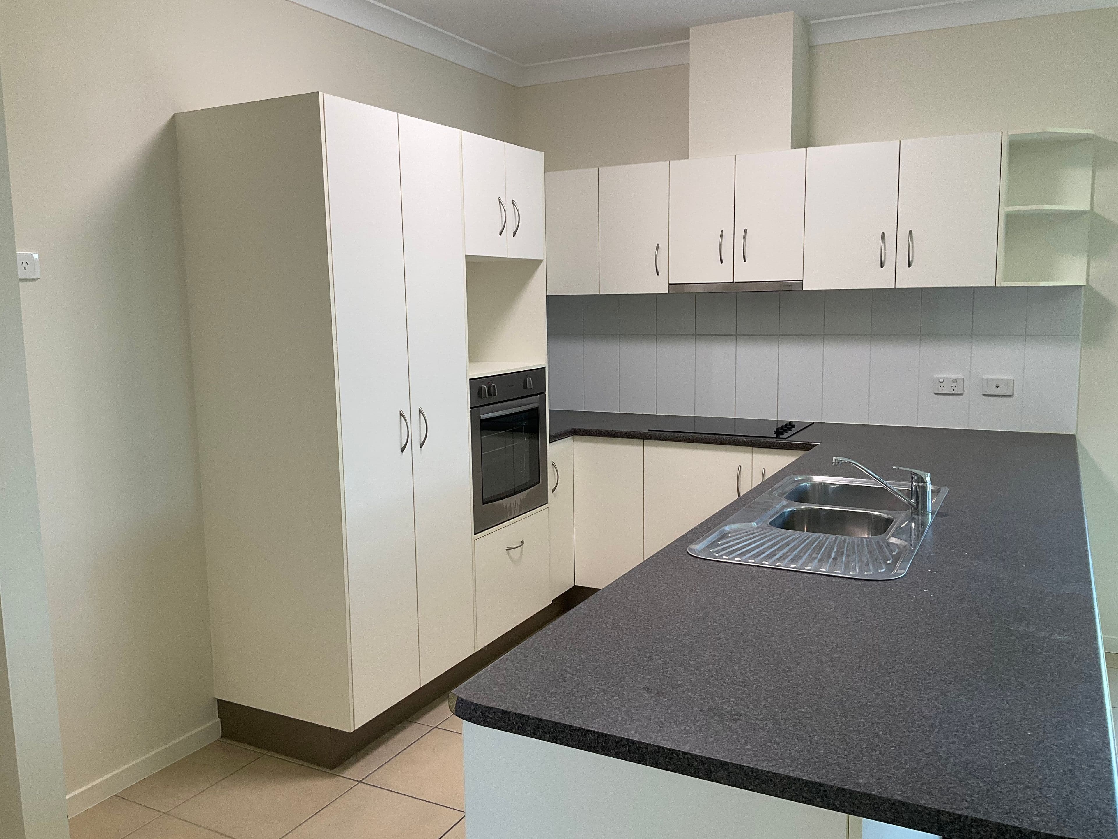 27 Stephanie Street, Rasmussen QLD 4815, Rasmussen - Thumbnail 4