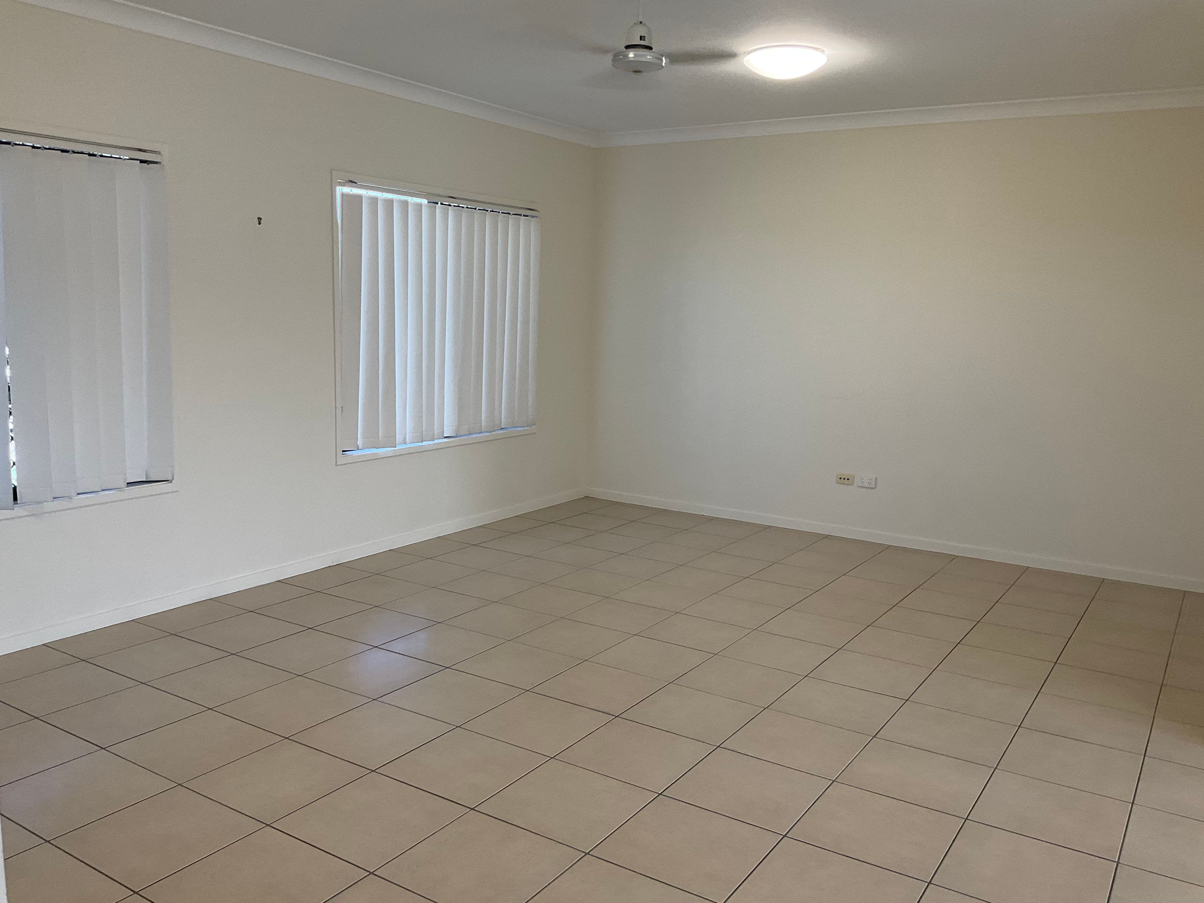 27 Stephanie Street, Rasmussen QLD 4815, Rasmussen - Thumbnail 8